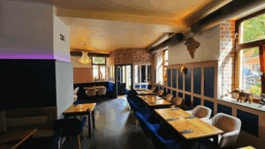 Der Firmenname ist Curry & Cumin - Indian Kitchen and Bar