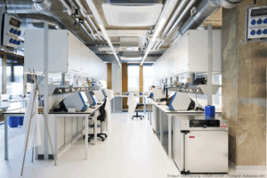 Der Firmenname ist NanoTemper Technologies GmbH