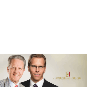 Die Kanzlei heißt "v. Luxburg & v. Luxburg - Rechtsanwälte Partnerschaft"